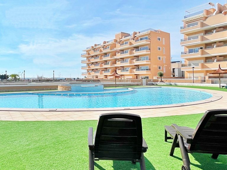 Apartment for Sale in Guardamar Del Segura, Alicante 1