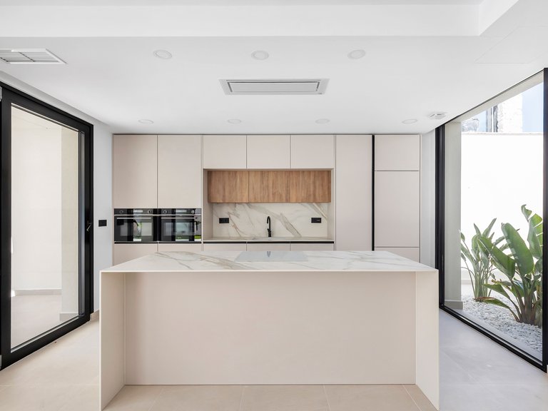 Villa for Sale in Torrevieja, Alicante 13