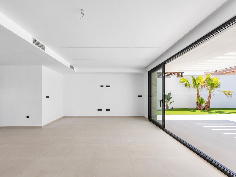Villa for Sale in Torrevieja, Alicante 12
