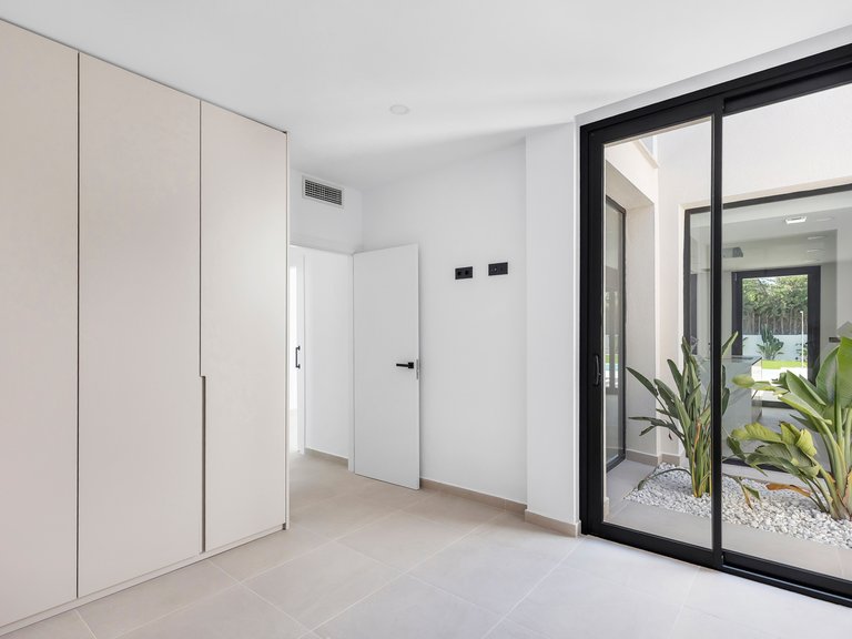 Villa for Sale in Torrevieja, Alicante 21