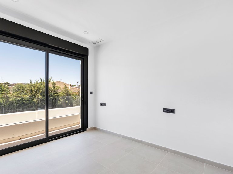 Villa for Sale in Torrevieja, Alicante 25