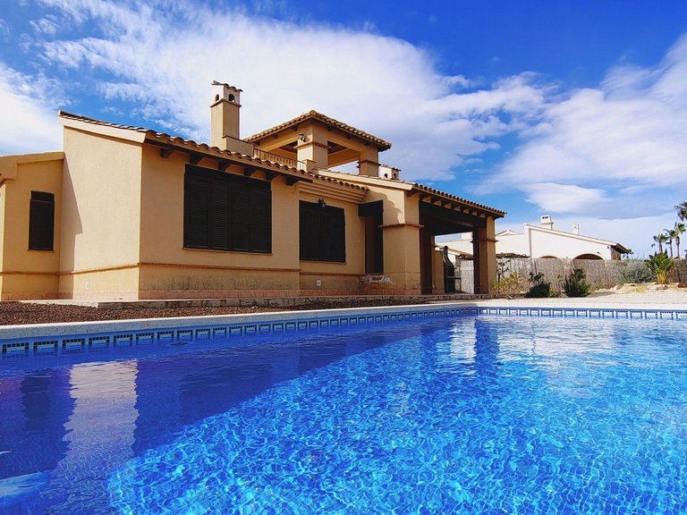 Villa for Sale in Hacienda Del Alamo Golf Resort, Murcia 1