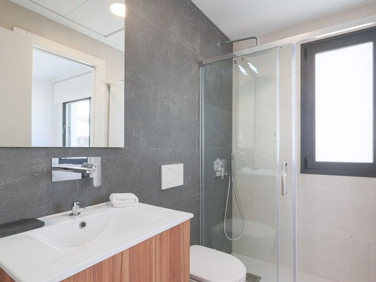 Villa for Sale in Santa Rosalia Lake Resort, Murcia 10