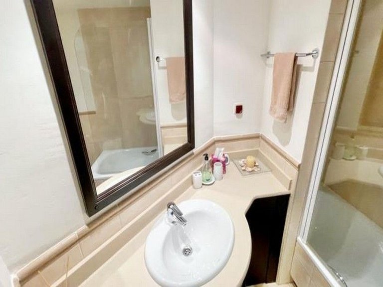 Villa for Sale in Hacienda Del Alamo Golf Resort, Murcia 34