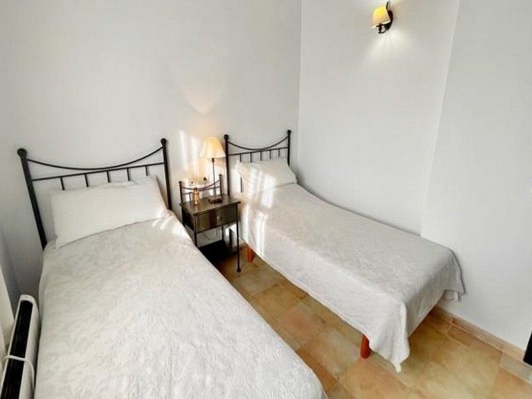 Villa for Sale in Hacienda Del Alamo Golf Resort, Murcia 36