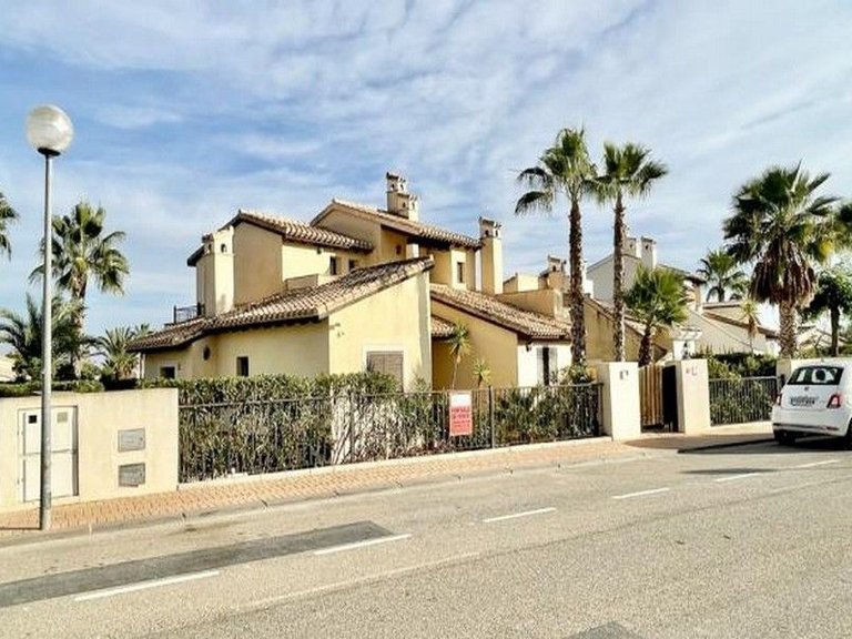 Villa for Sale in Hacienda Del Alamo Golf Resort, Murcia 53