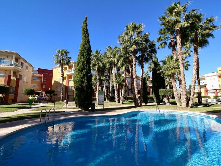 Apartment for Sale in Hacienda Del Alamo Golf Resort, Murcia 1