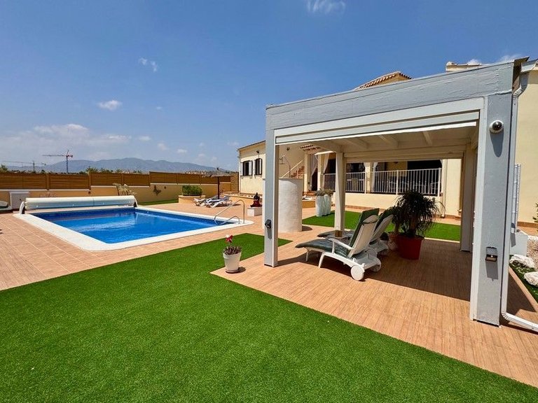 Villa for Sale in Hacienda Del Alamo Golf Resort, Murcia 3