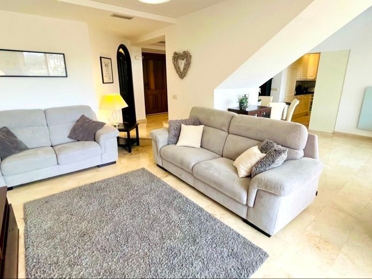 Villa for Sale in Hacienda Del Alamo Golf Resort, Murcia 5