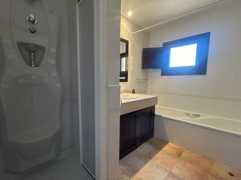 Villa for Sale in Hacienda Del Alamo Golf Resort, Murcia 23