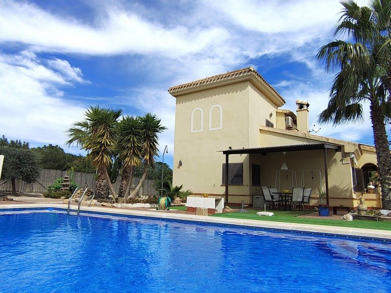 Villa for Sale in Hacienda Del Alamo Golf Resort, Murcia 4