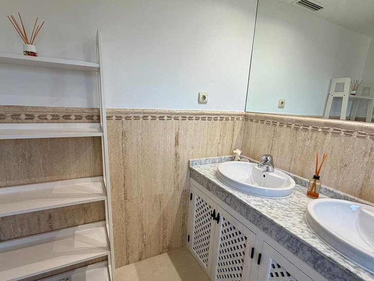 Villa for Sale in Hacienda Del Alamo Golf Resort, Murcia 20