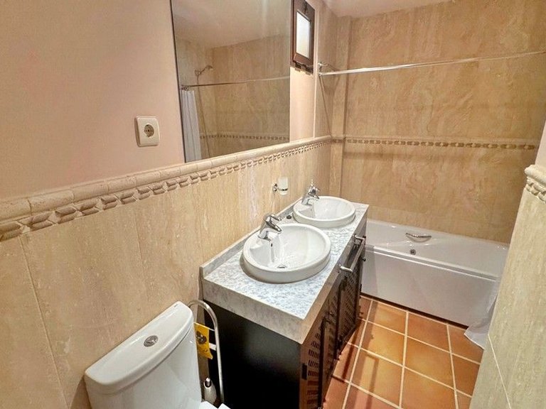 Apartment for Sale in Hacienda Del Alamo Golf Resort, Murcia 13