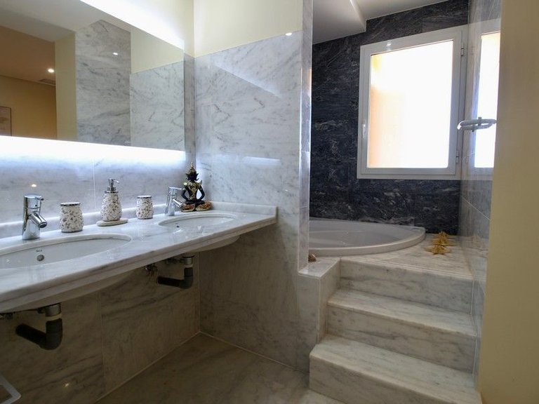 Apartment for Sale in Hacienda Del Alamo Golf Resort, Murcia 18