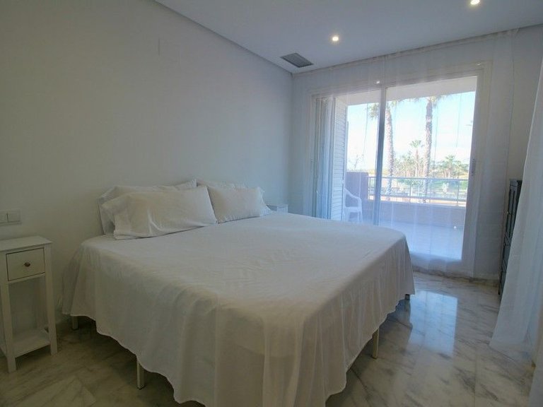 Apartment for Sale in Hacienda Del Alamo Golf Resort, Murcia 12