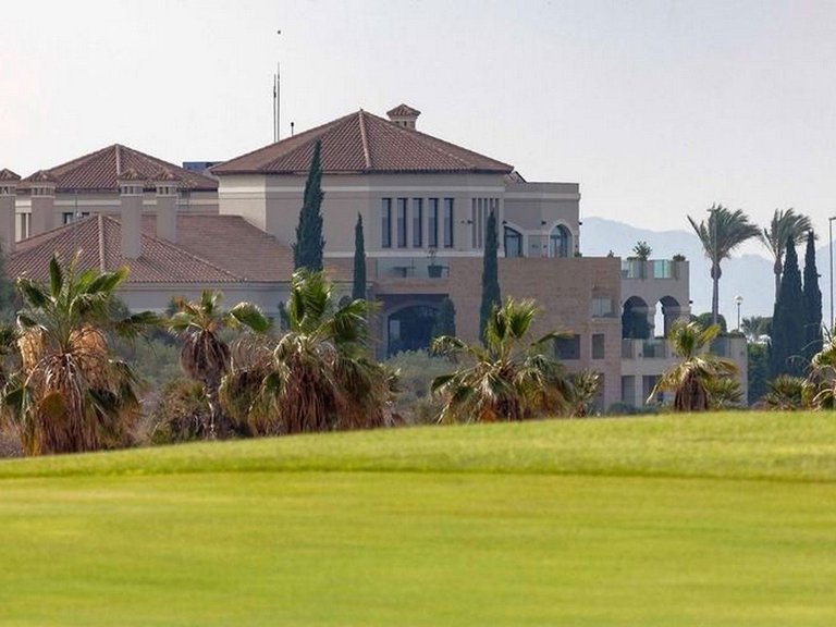 Villa for Sale in Hacienda Del Alamo Golf Resort, Murcia 28