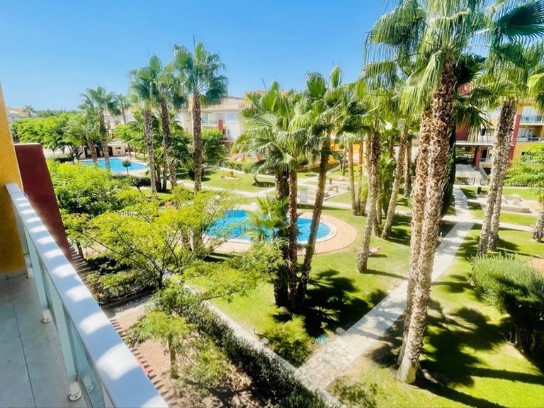 Apartment for Sale in Hacienda Del Alamo Golf Resort, Murcia 17