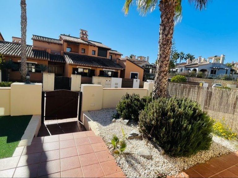 Villa for Sale in Hacienda Del Alamo Golf Resort, Murcia 8