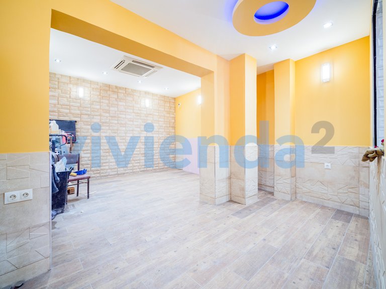Commercial for Sale in Sol, Madrid 4