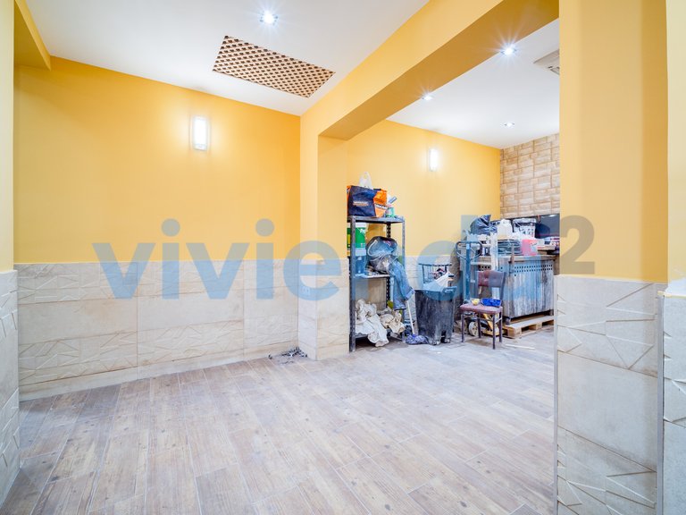 Commercial for Sale in Sol, Madrid 3