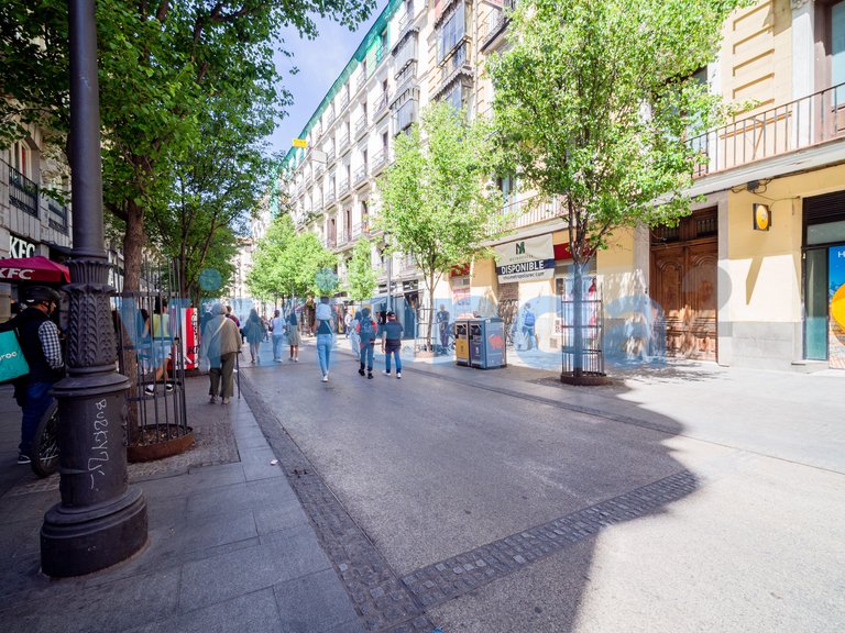 Commercial for Sale in Sol, Madrid 2