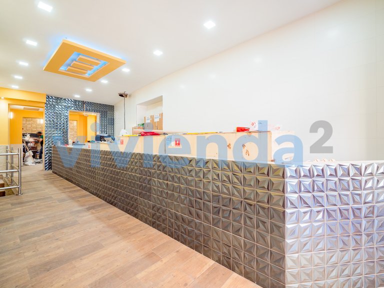 Commercial for Sale in Sol, Madrid 10