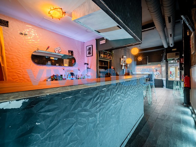 Commercial for Sale in Palacio, Madrid 2