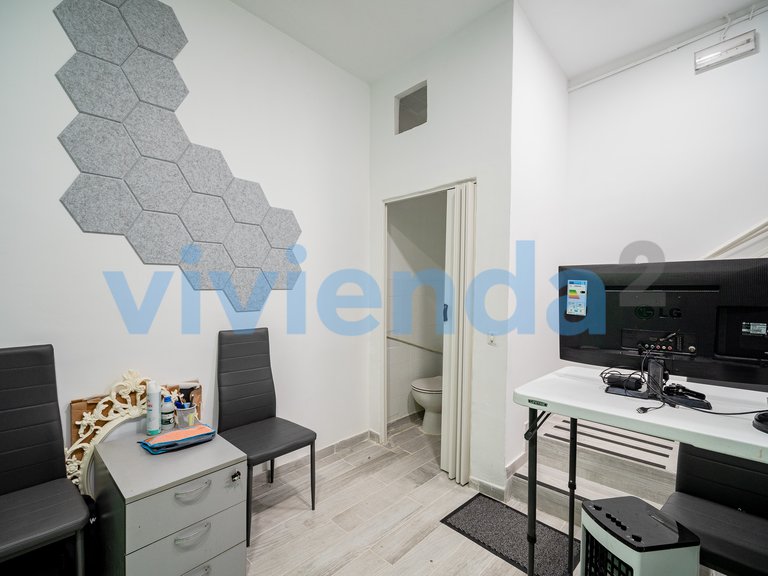 Commercial for Sale in Ventas, Madrid 1