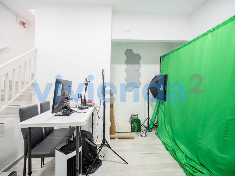 Commercial for Sale in Ventas, Madrid 14