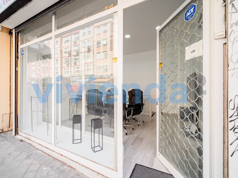 Commercial for Sale in Ventas, Madrid 10
