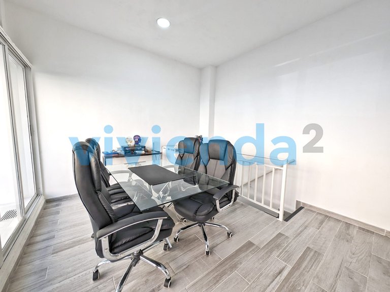 Commercial for Sale in Ventas, Madrid 8