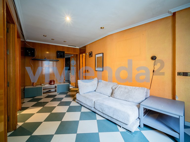 Town House for Sale in Ventas, Madrid 6