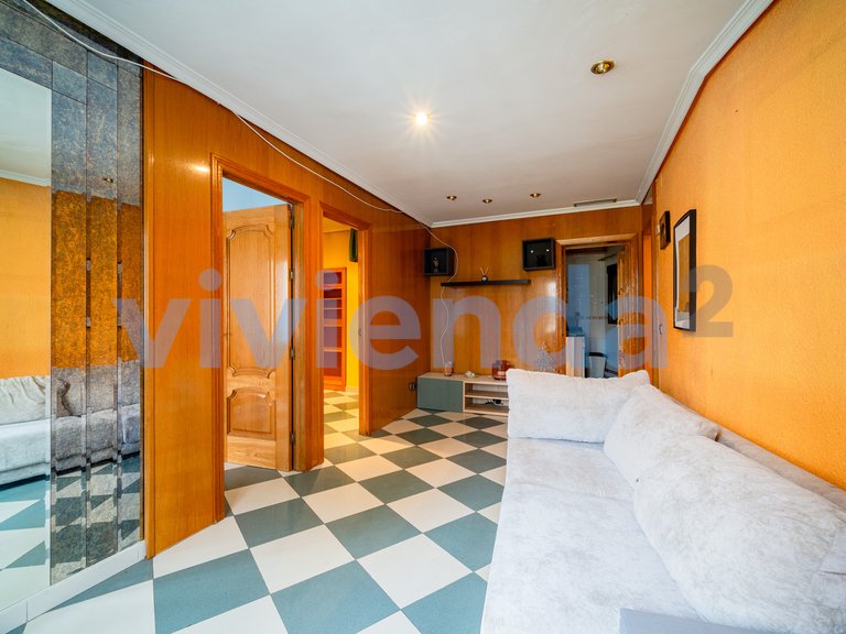 Town House for Sale in Ventas, Madrid 4
