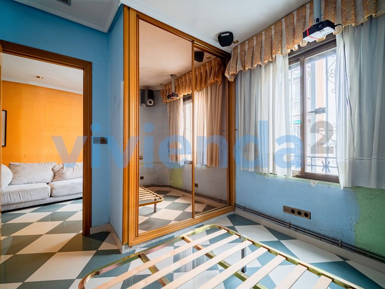 Town House for Sale in Ventas, Madrid 11