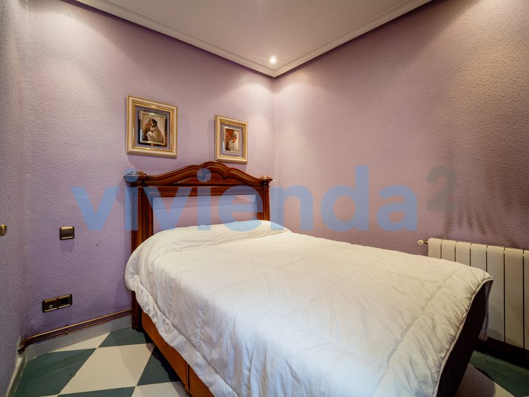 Town House for Sale in Ventas, Madrid 9