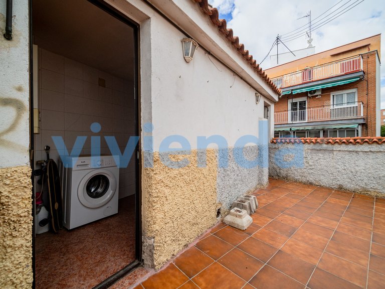 Town House for Sale in Ventas, Madrid 19