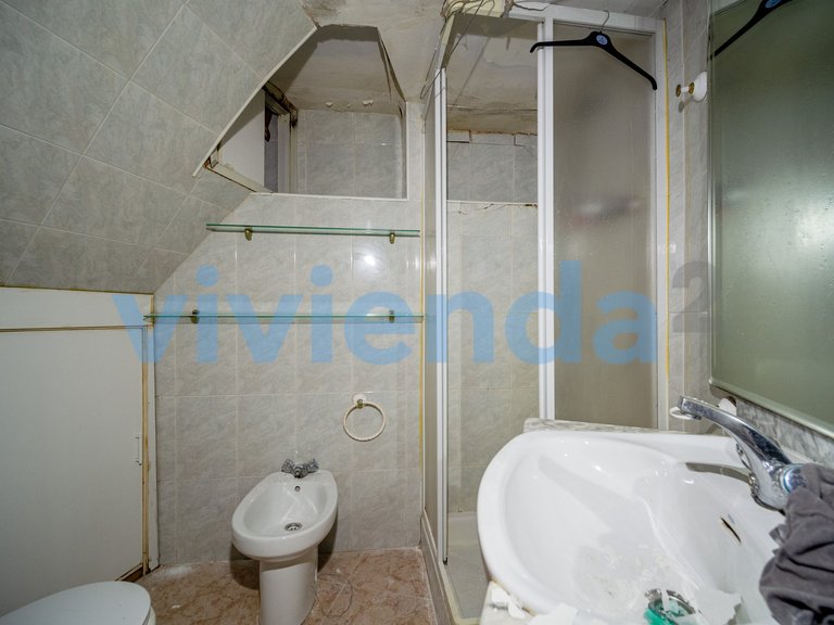 Town House for Sale in Ventas, Madrid 29