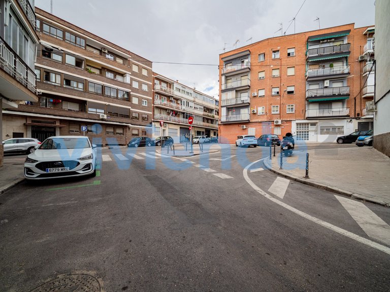 Town House for Sale in Ventas, Madrid 21