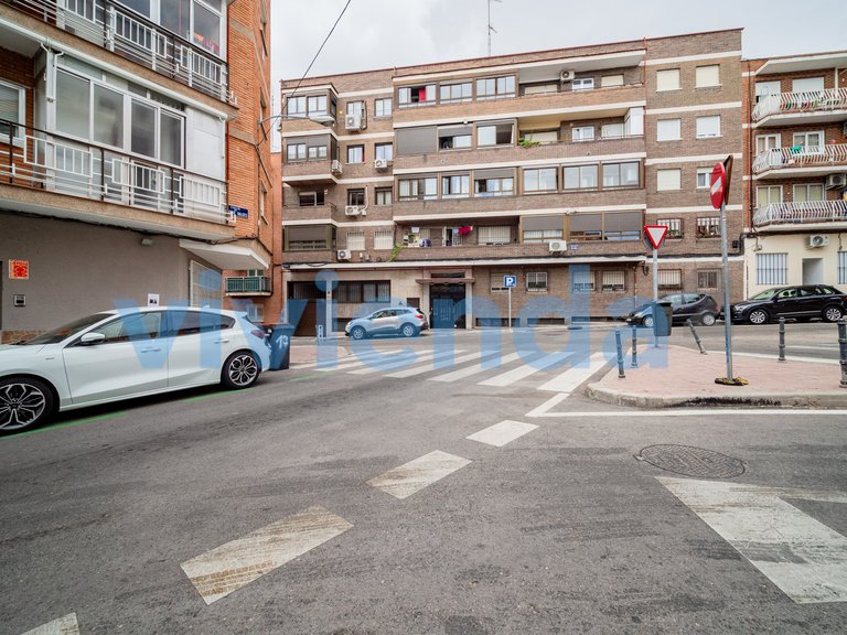 Town House for Sale in Ventas, Madrid 23