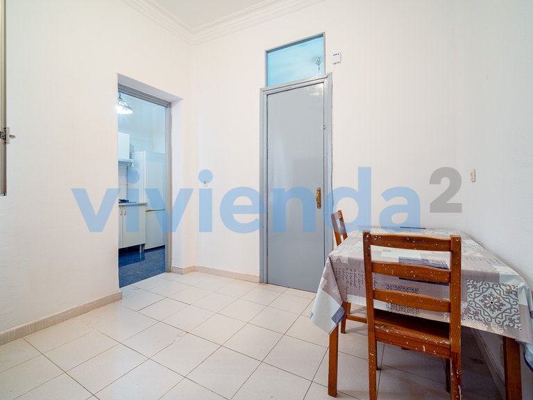 Apartment for Sale in Embajadores, Madrid 18