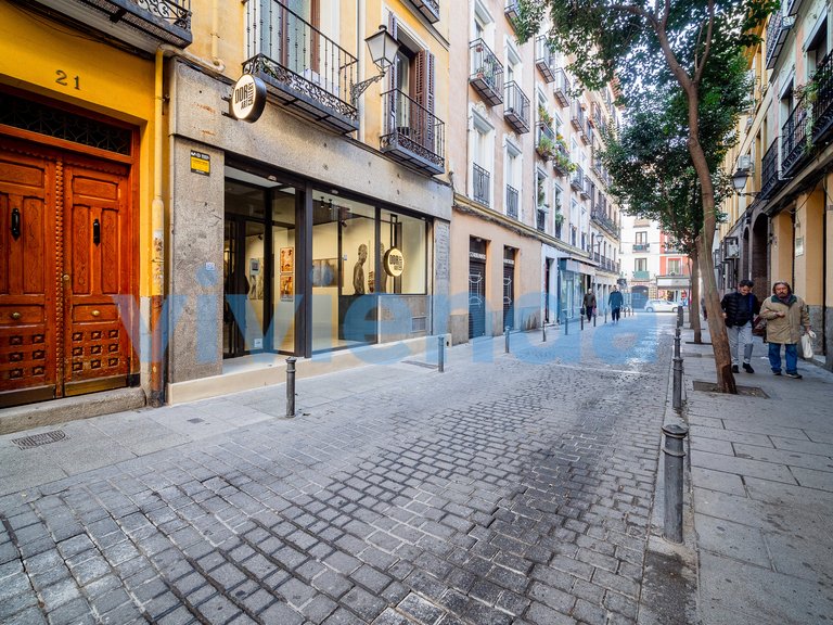 Apartment for Sale in Embajadores, Madrid 7