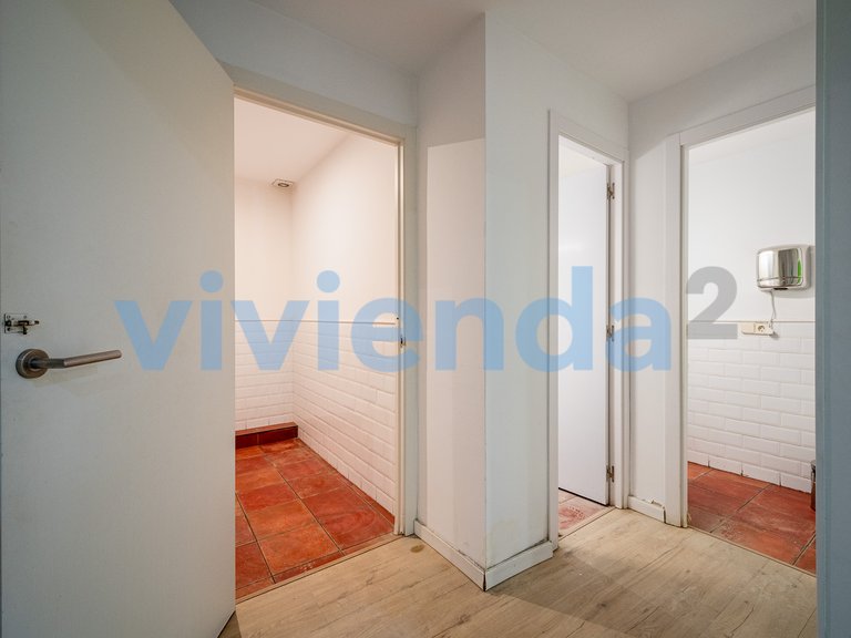 Commercial for Sale in Castillejos, Madrid 34