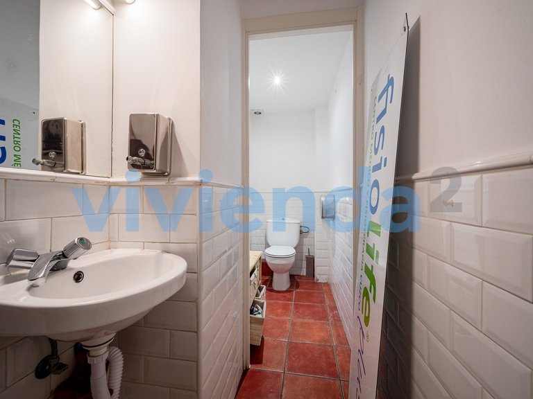 Commercial for Sale in Castillejos, Madrid 37