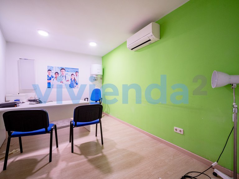 Commercial for Sale in Castillejos, Madrid 24