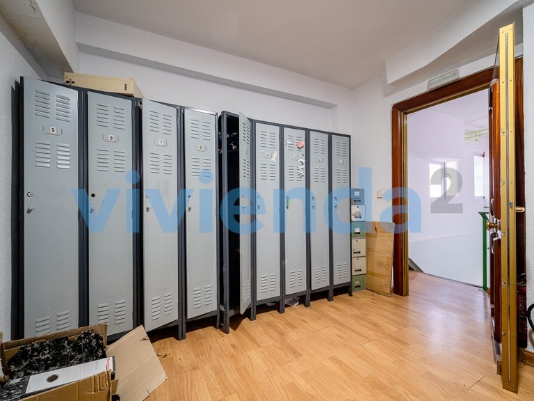 Commercial for Sale in Castillejos, Madrid 12