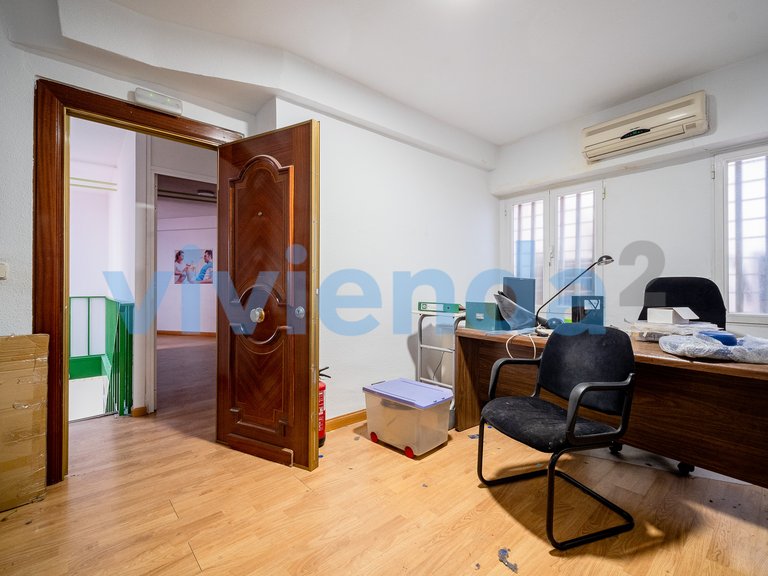 Commercial for Sale in Castillejos, Madrid 21