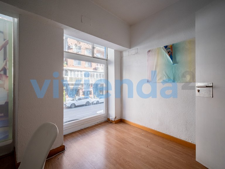 Commercial for Sale in Castillejos, Madrid 13