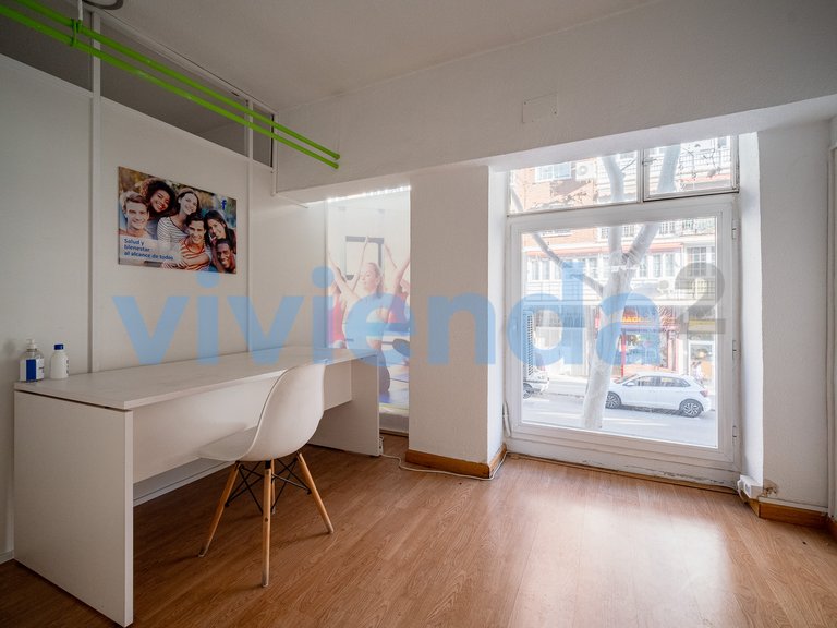 Commercial for Sale in Castillejos, Madrid 30