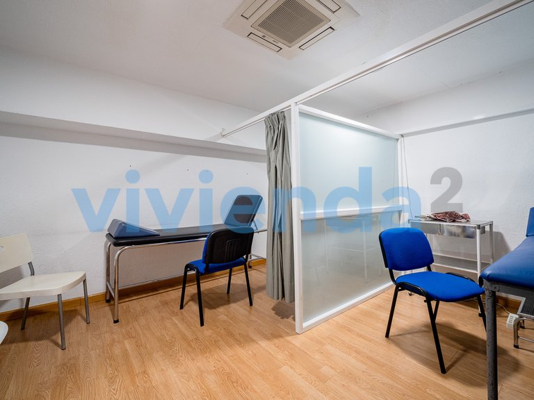 Commercial for Sale in Castillejos, Madrid 4