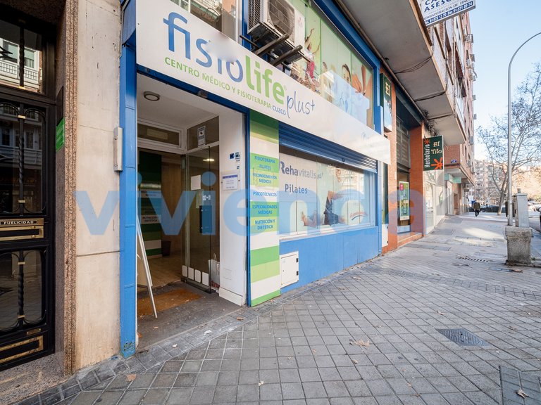 Commercial for Sale in Castillejos, Madrid 41